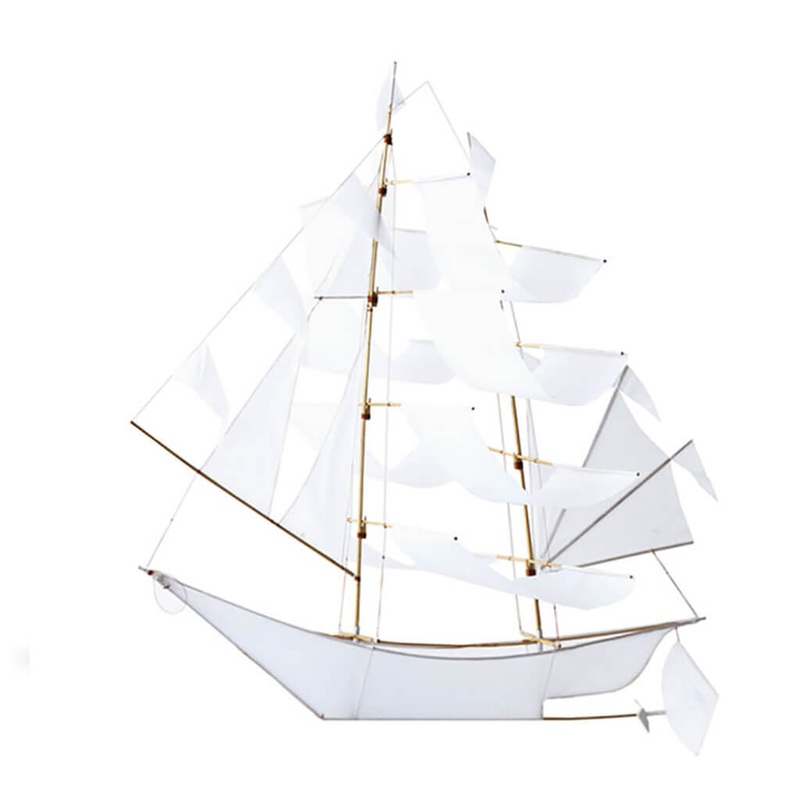 Ghost Ship Kite White