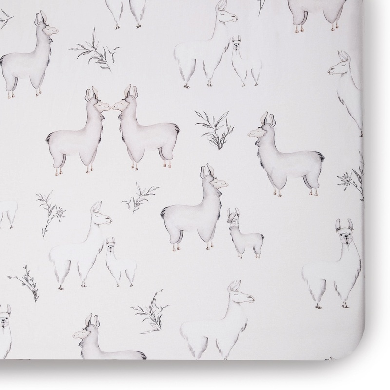 Oilo Llama Crib Sheet