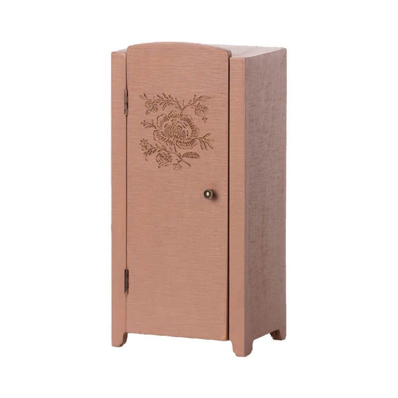 Miniature Closet Toy