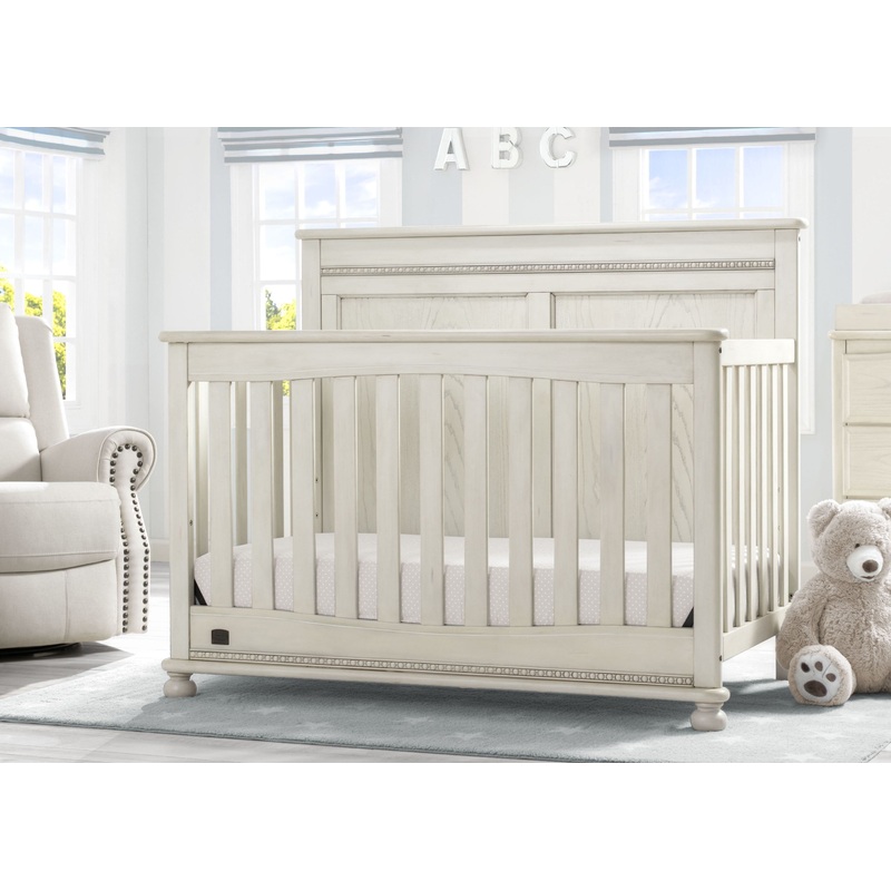 Fontana 4-in-1 Convertible Crib