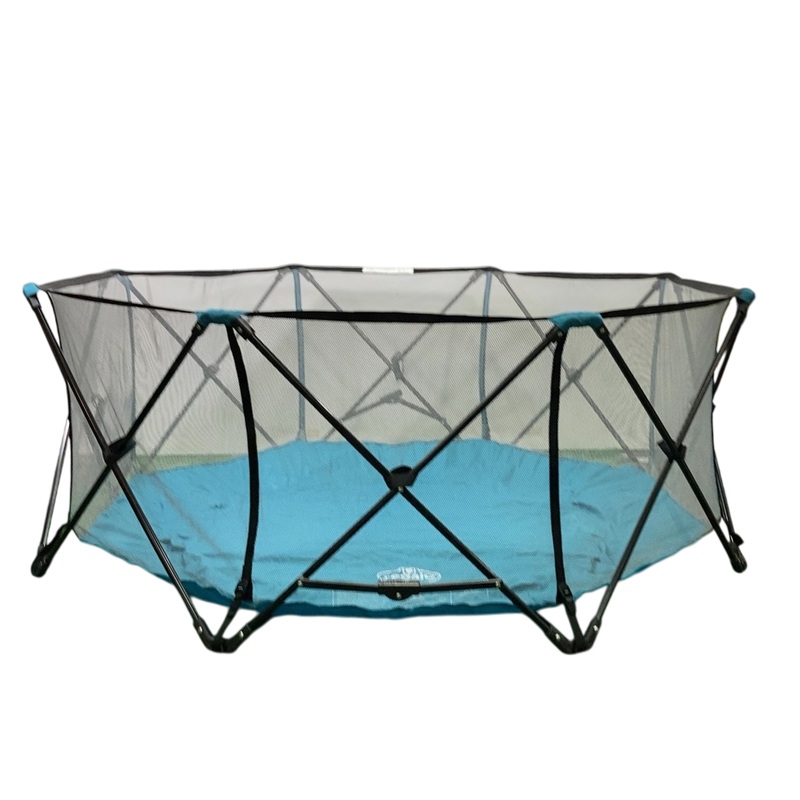 Regalo My Portable Play Yard Deluxe, 8 Panel