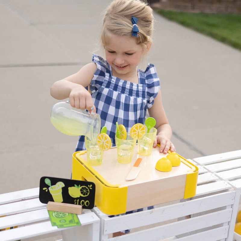 Fat Brain Toys – Pretendables Lemonade Time Set