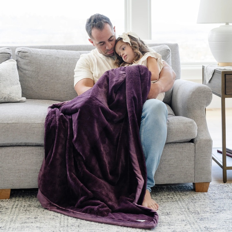 Aubergine Lush Blanket – Toddler