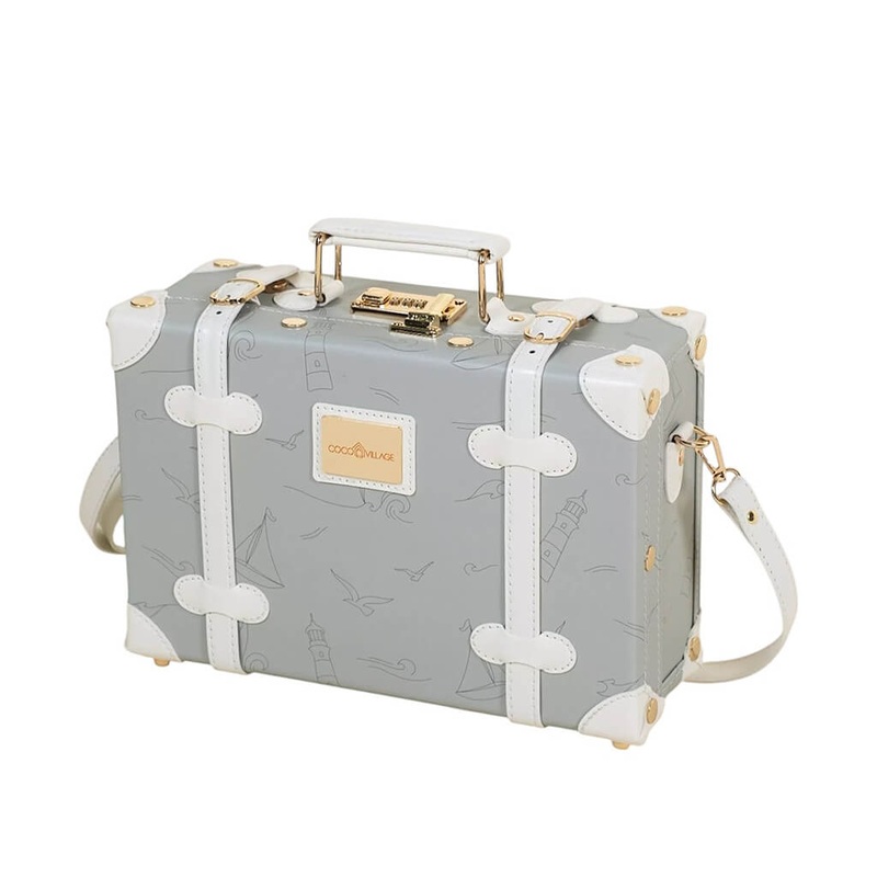 Play Suitcase Ocean