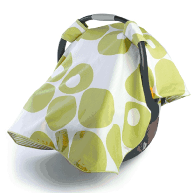 Oilo Modern Berries Car Seat Canopy in Spring Green