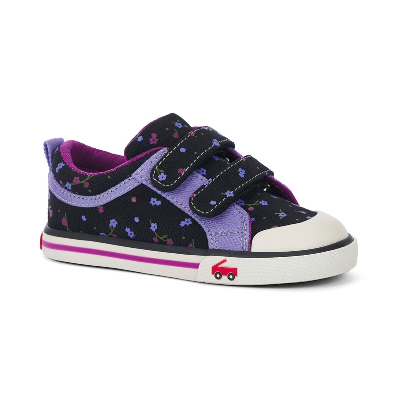 Robyne Sneakers – Black Floral 5